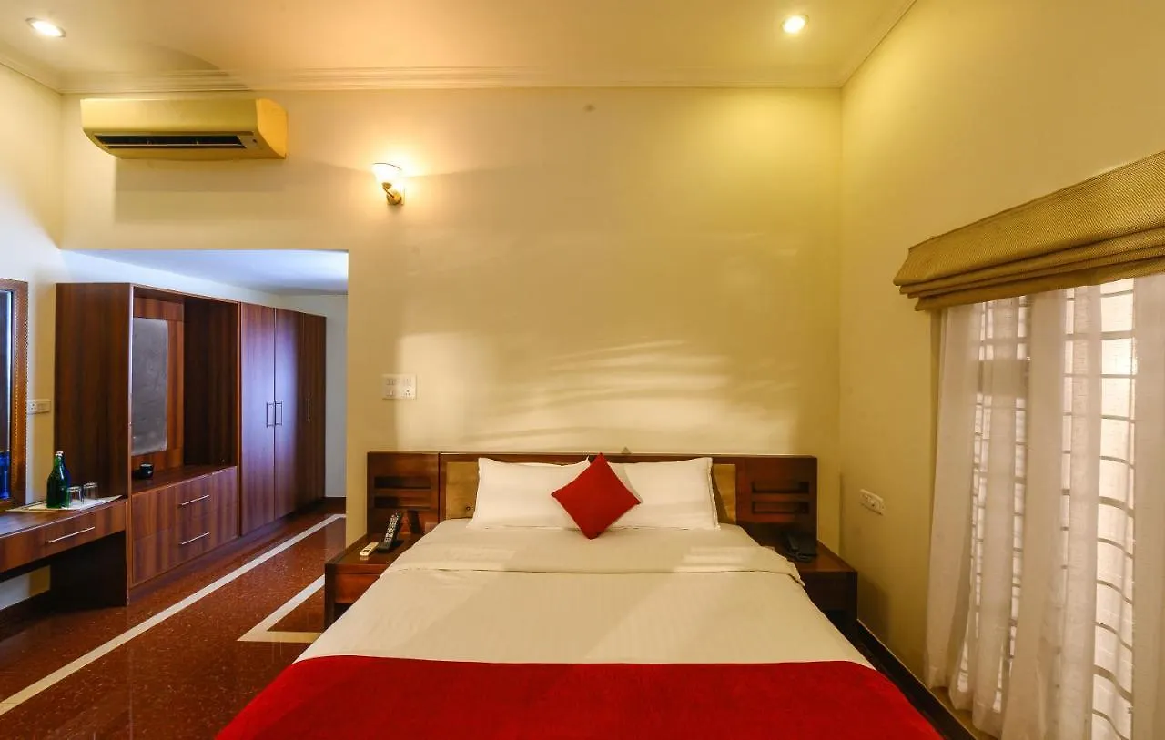 Cyrus Resort Alappuzha