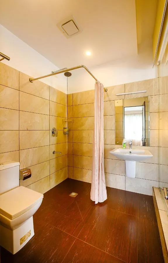 Cyrus Resort Alappuzha